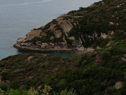 Vue du parking un jour nuageux